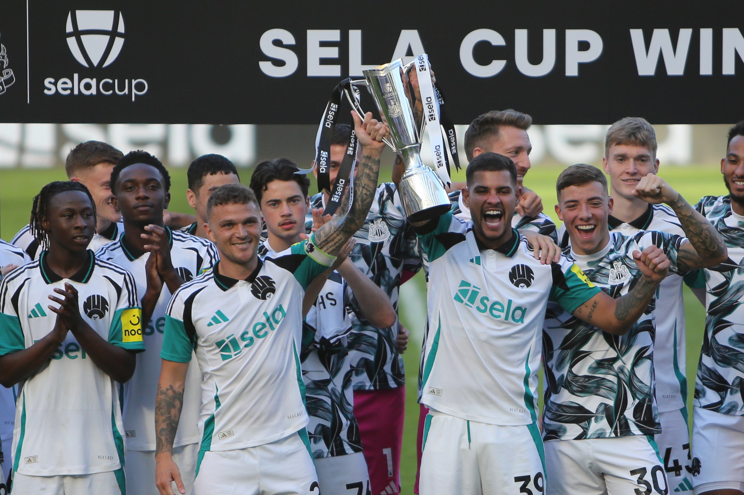 Newcastle United gegen Stade Brestois - Vorsaisonfreundlich