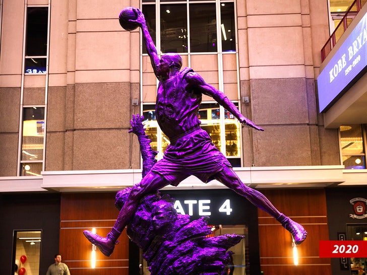 Michael Jordan Statue Sub Getty Swipe