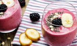 Smoothie Rezept mit probiotisch schwarzer Maulbeere Smoothie Rezept mit probiotisch schwarzer Maulbeere