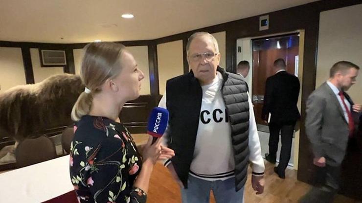 Auf dem Alaska Summit befand sich Lavrovs t -Shirt auf der Tagesordnung: Die Botschaft des USSCB