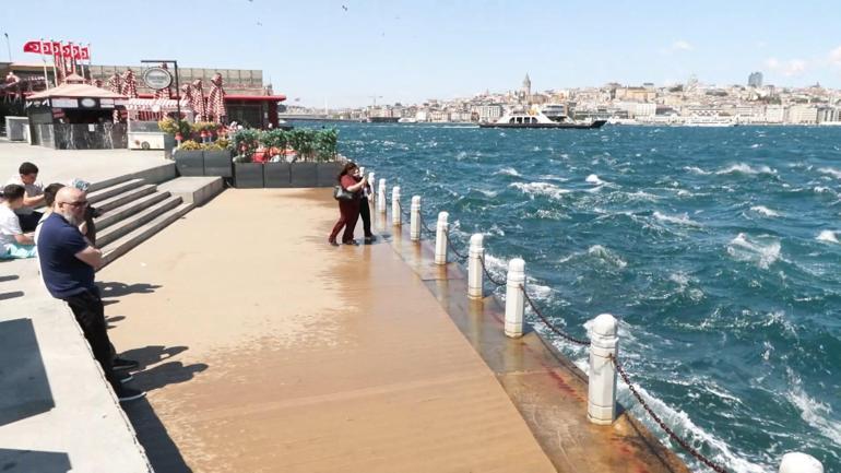 Last Minute: Istanbulu traf den Sturm: Gülhane Park, um seine Wirkung zu erhöhen, wurde geschlossen ....