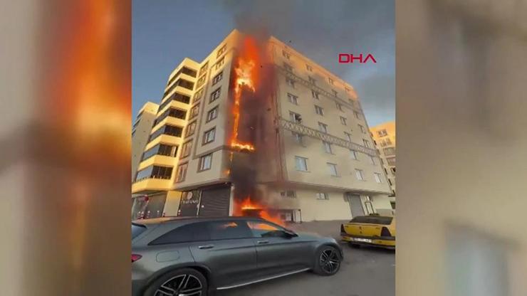 Feuer in einem 7 -starken Gebäude in Erzurum erschreckt