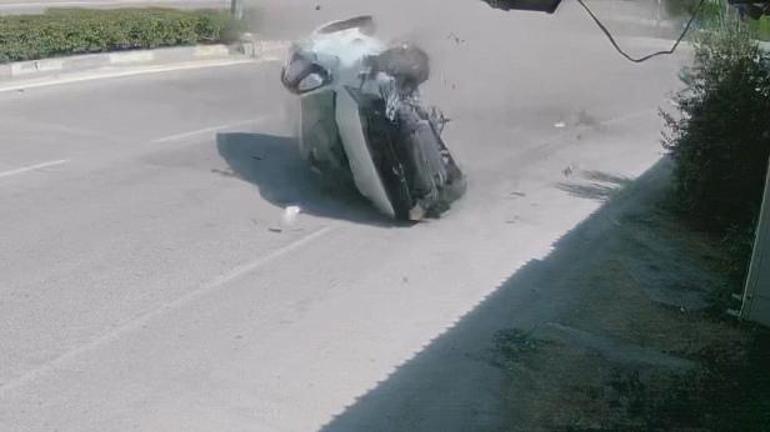 Die Erinnerung an den Unfall waren die Autos, die die Zuflucht auf der Kamera trafen.