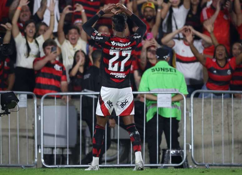 Flamengo gewinnt international mit 1: 0 und ist ein kleiner Vorteil, um in Porto Alegre zurückzukehren.