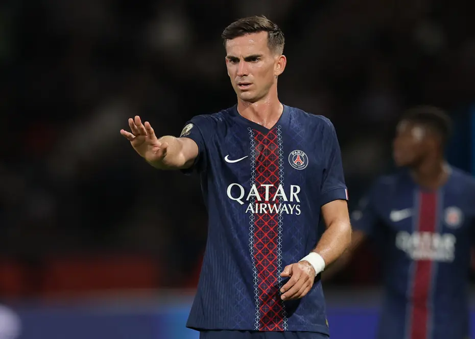 Er machte 2 in PSG 2, er verabschiedete sich von meinem Donnarum - 2
