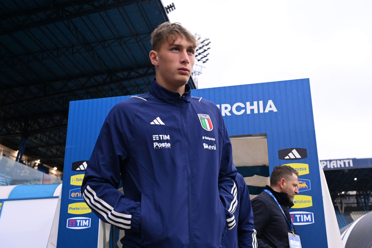 Ferrara, Italien - 26. März: Francesco Pio Esposito von Italien U21 Während des UEFA UND21 Euro Qualifier Match zwischen Italien U21 und der Türkei U21 im Stadio Paolo Mazza am 26. März 2024 in Ferrara, Italien. (Foto von Alessandro Sabattini/Getty Images)