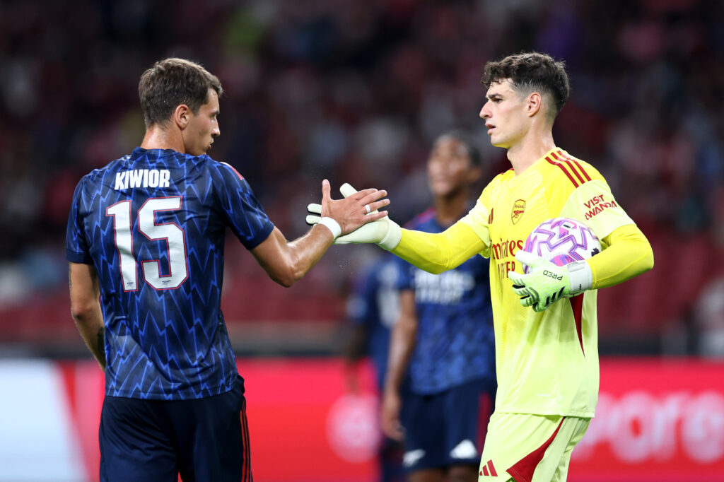 Jakub Kiwior of Arsenal shakes hands with teammate Kepa Arrizabalaga during the Pre-Season Friendly match between Arsenal FC and AC Milan at Nation...