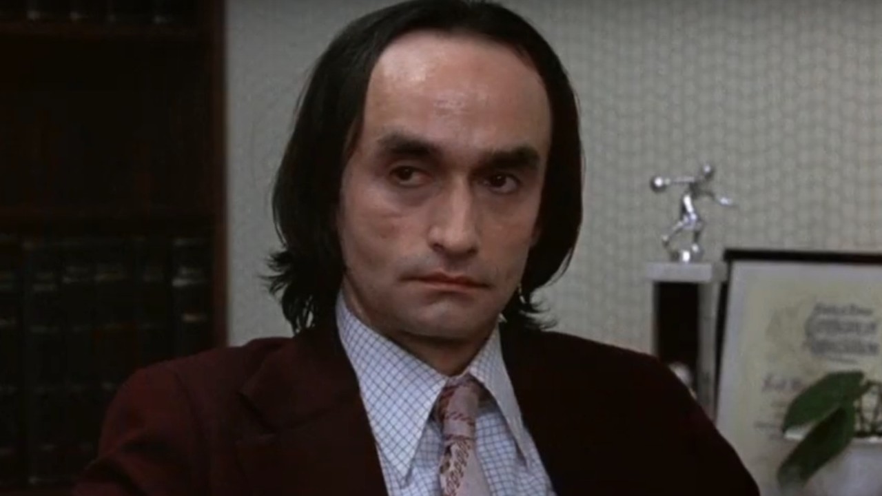 John Cazale sitzt in einem Büro am Hundetag Nachmittag