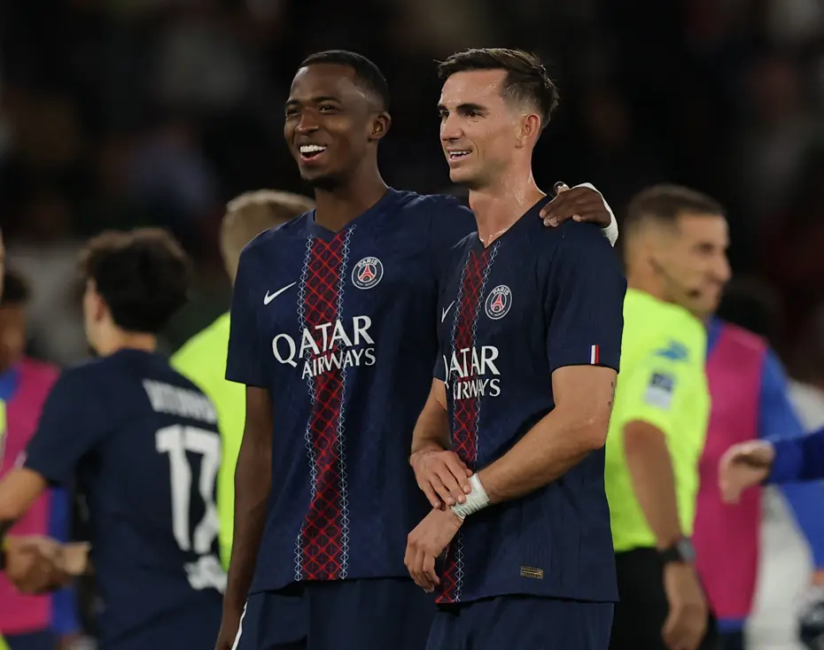 Er machte 2 in PSG 2, er verabschiedete sich von meinem Donnarum - 3