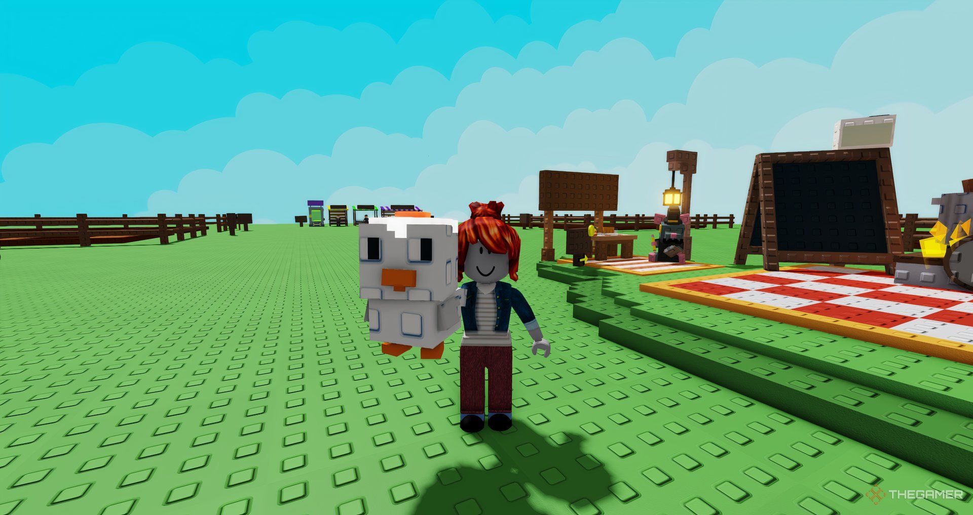 Ein Spieler, der das Sunnysed Chicken Pet in einem Garten annimmt.