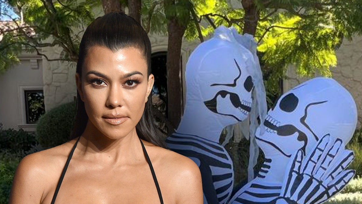 Kourtney Kardashians Skelett Halloween Dekorationen.