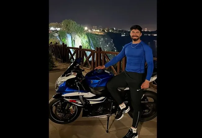 Last Minute | Der berühmte Motorradfahrer Deniz Servan Narin starb bei einem schrecklichen Unfall in Kocaeli: Unfallbilder erschienen