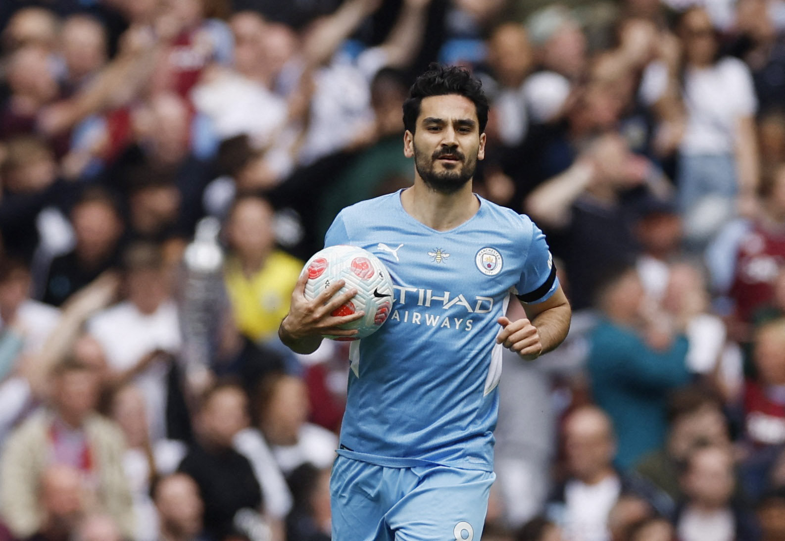 Übertragungsnachrichten | İlkay Gündoğan Plan ins Mittelfeld in Galatasaray!