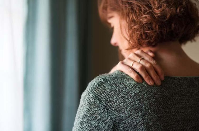Die Ursache für den morgendlichen Nackenschmerz: Zahn- und Schleifproblem