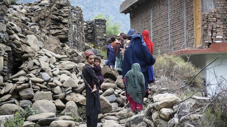 Last Minute ... Afghanistan, das mehr als 1400 Lebensverlust hat, wurde erneut erschüttert: 5,2 Größenordnung neues Erdbeben!