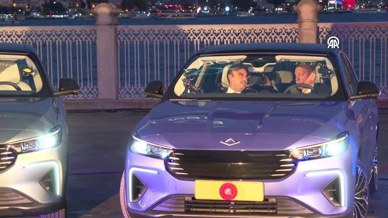Präsident Erdoğan Toggun Neues Modell T10F begabt