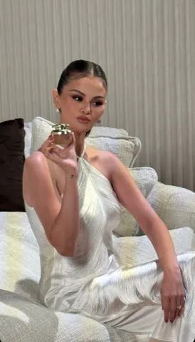 @Sarbeauty/Instagram Selena Gomez In einem Instagram -Geschichten, der am 7. August 2025 geteilt wurde.