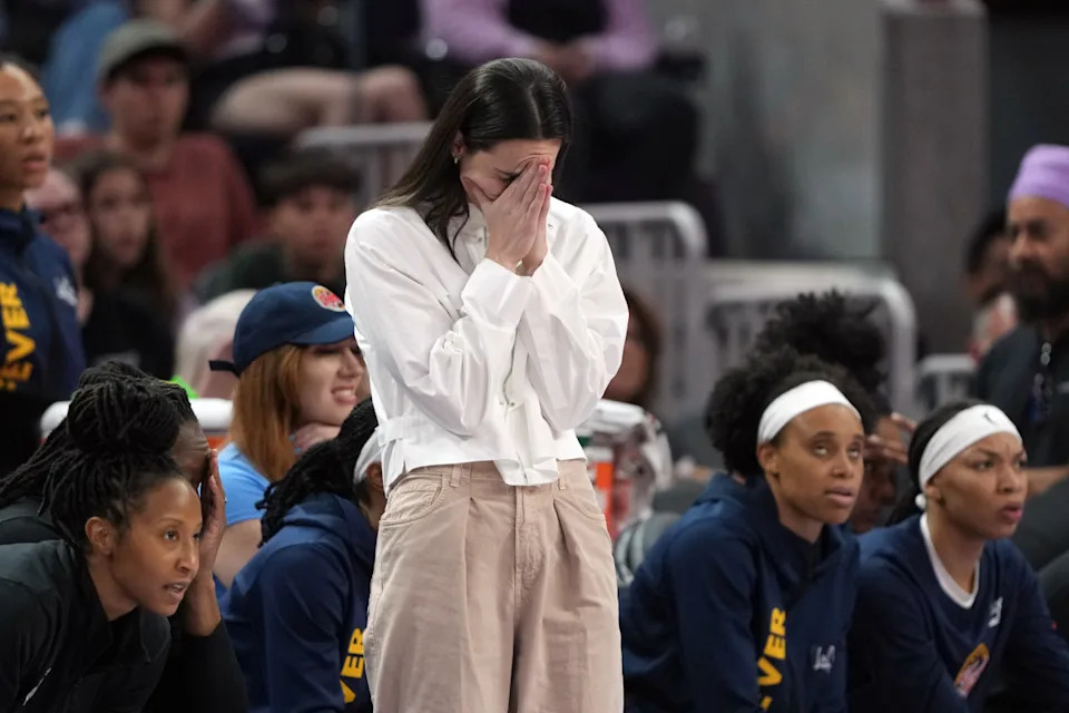 Indiana Fever Guard Caitlin Clark reagiert gegen die Golden State Valkyriesdarren Yamashita-Imagn Bilder